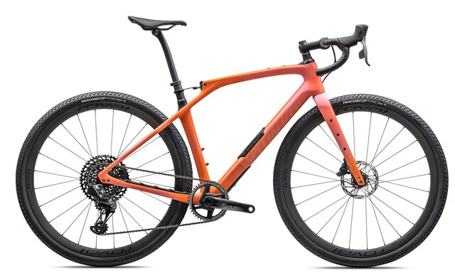 Specialized Diverge STR Pro Carbon 28z Gravel Bike in orange