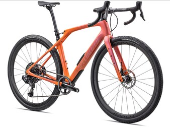 Specialized Diverge STR Pro Carbon 28z Gravel Bike in orange